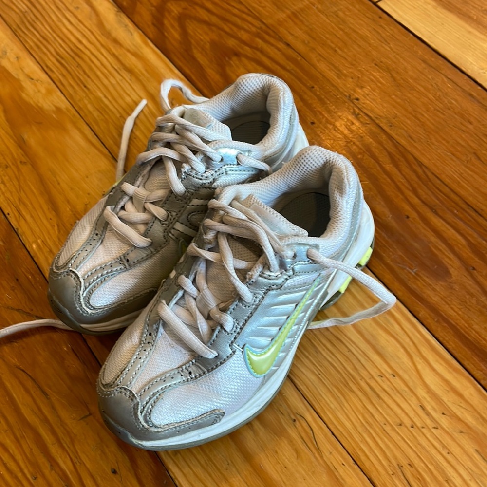 Nike Toddler Shoes 10.5